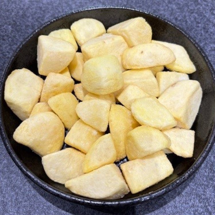 【冷凍】ビストロポテト カントリーカット 1500G