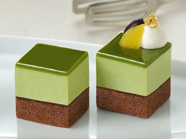 【冷凍】カット済ケーキ 抹茶(宇治抹茶使用) 367G