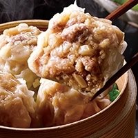 【冷凍】水もラップもいらない点心ゴロゴロ黒豚のドでかい焼売 約45G