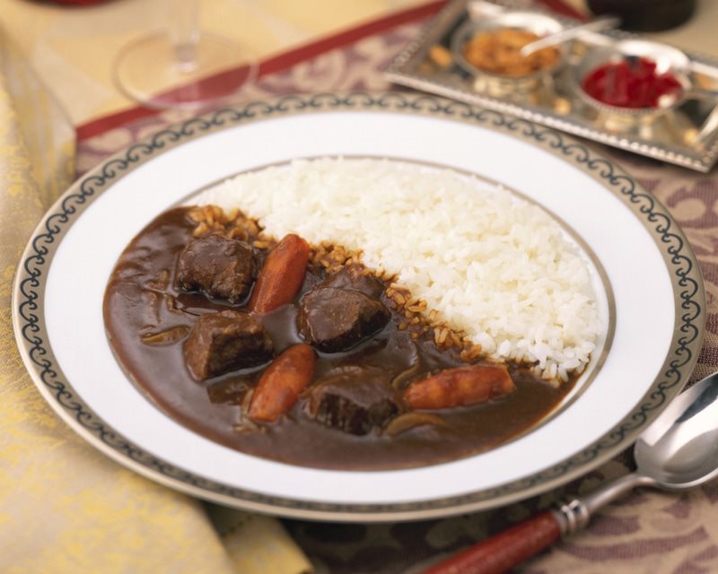 【常温】マドラスカレー 湿潤 1KG