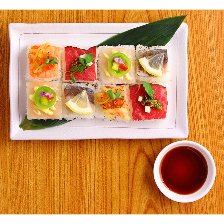 【常温】超特選 味わい贅沢生しょうゆ業務用 330ML