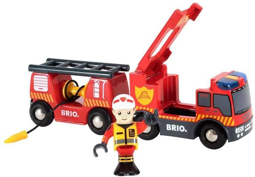 BRIO WORLD ライト&サウンド付ファイヤートラック 33811