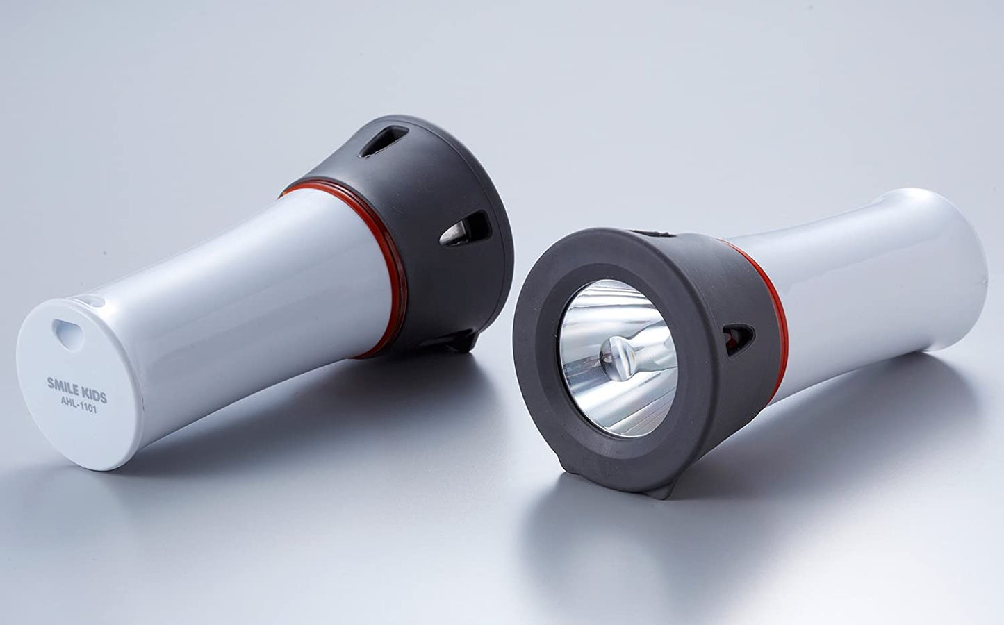 スマイルキッズ 単3と単1が使える 防水 LEDライト AHL-1101