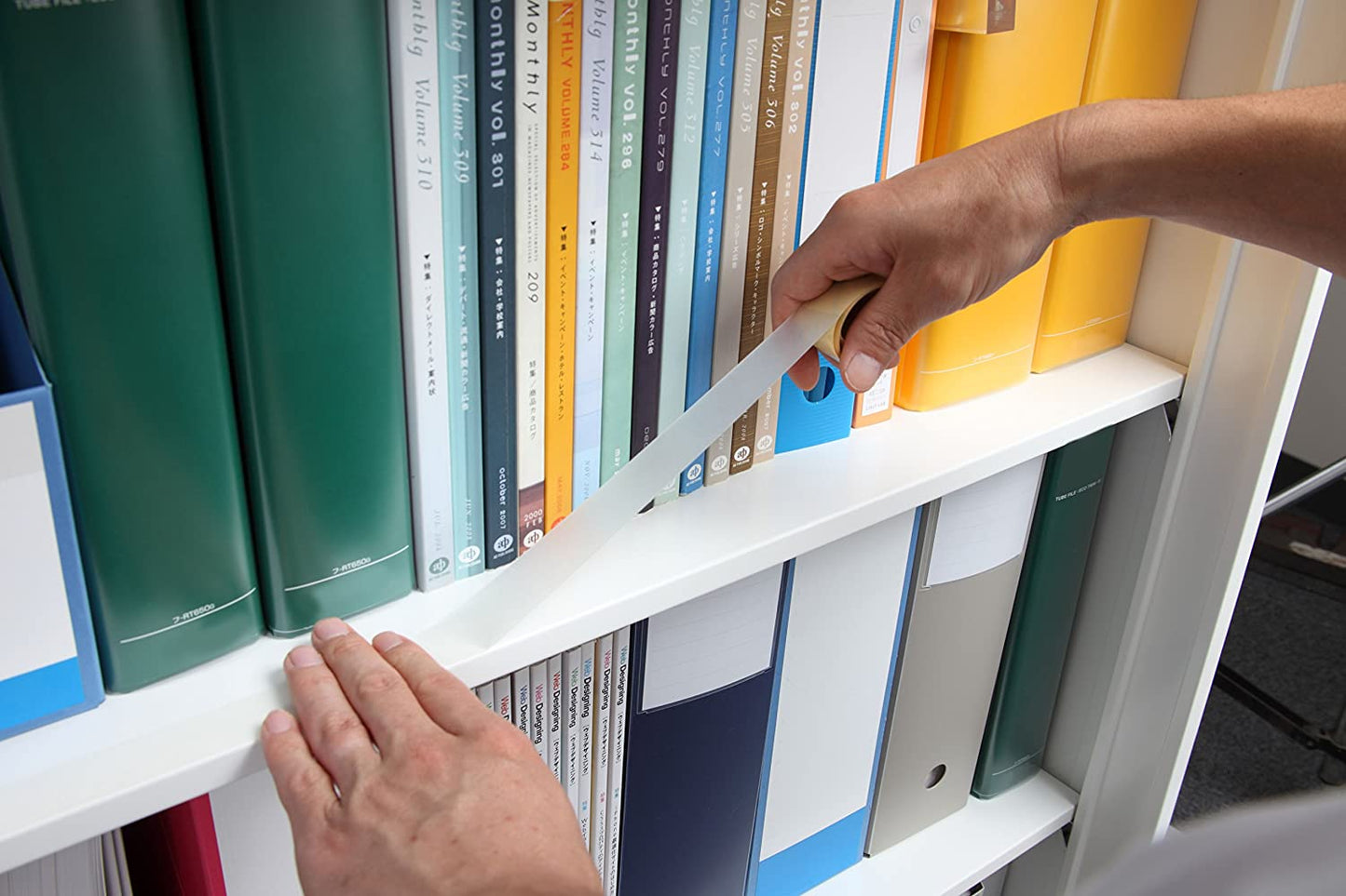 3M 落下抑制テープ すべり止めテープ 書棚用 災害対策製品 25mm×1.8m 1巻 GN-180